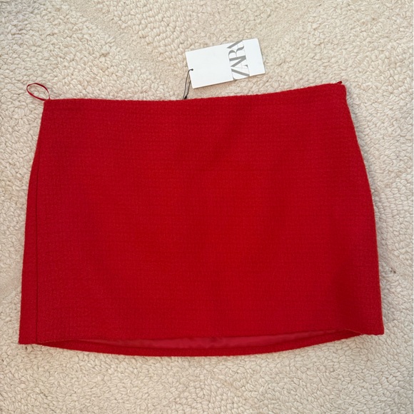 Zara Red Tweed Mini Skirt - Picture 1 of 4